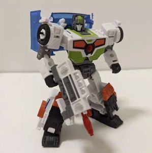 おもちゃ 変形 ロボット Hasbro Deluxe Medix