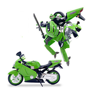 おもちゃ 変形ロボット HAPPYWELL ZX12R 148mm ライト付き  グリーン
